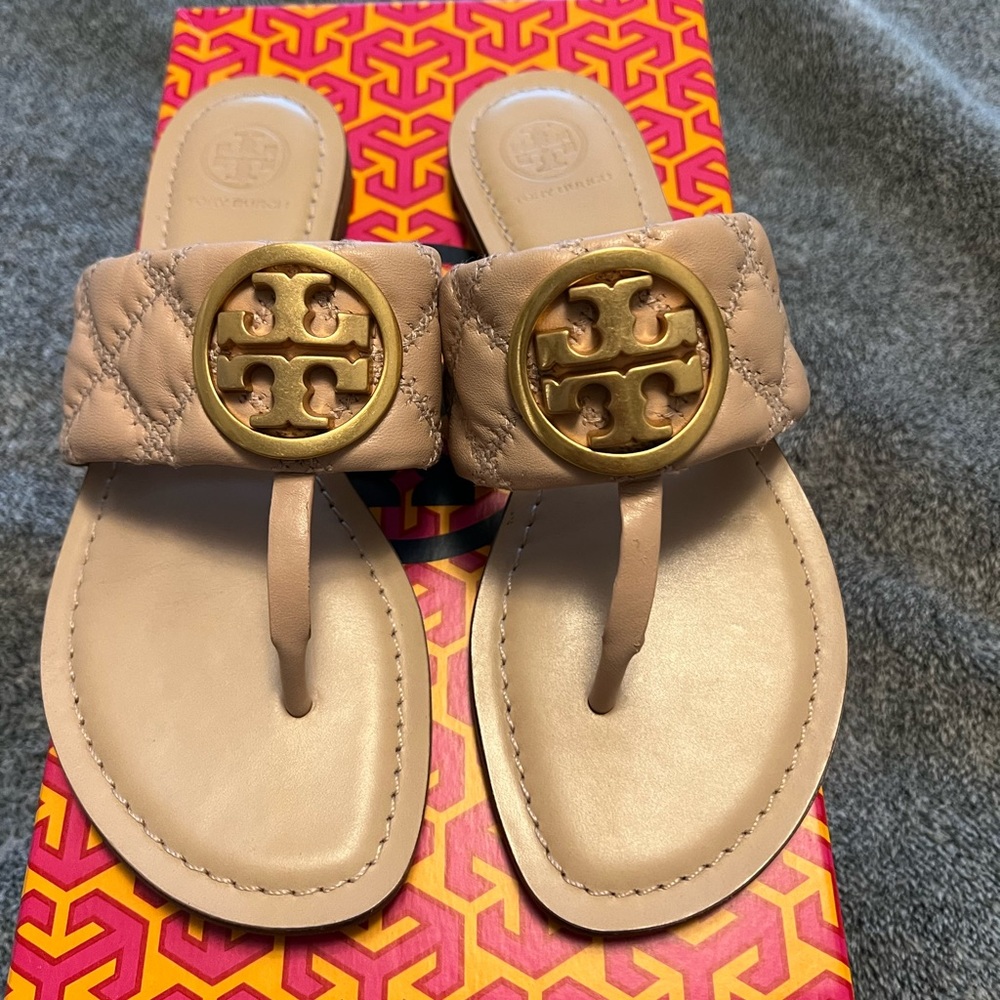 Tory Burch Benton band flat sandals. Worn once.